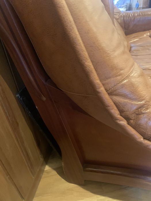 Sofa 3 lugares em pele genuina