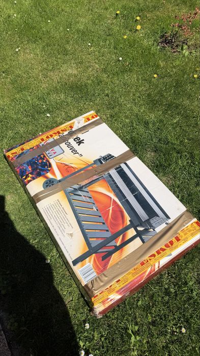 Grill węglowy /nowy