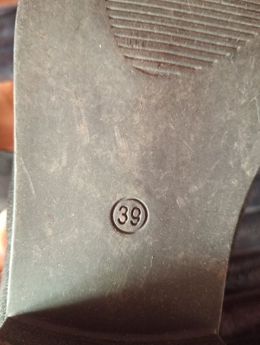 Sapatos pretos Buonarotti