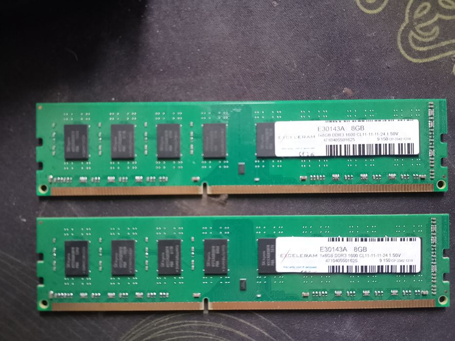 Продам DDR3 16GB (2×8GB)