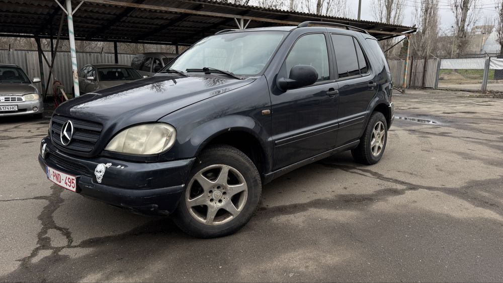 Мерседес ML270 2,7 дизель механика