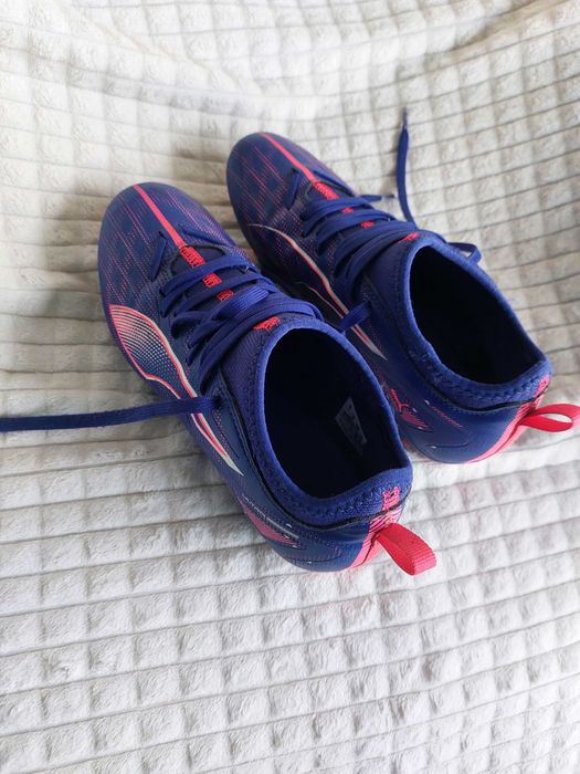 Buty korki Puma rozmiar 37