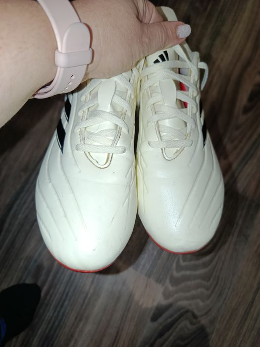 Продам бутси Adidas