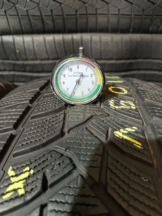 255/55R18 Dunlop WinterSport5 SUV