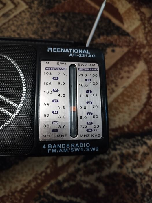Radio Renational bez zasilacza