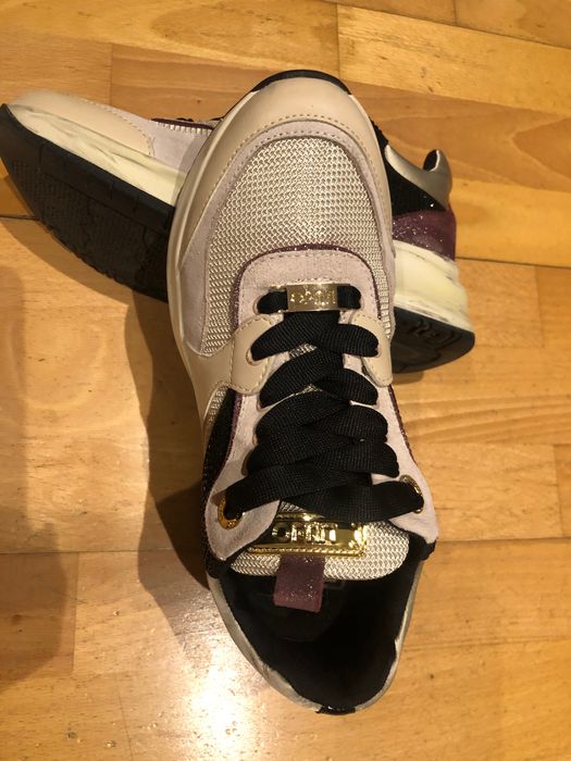 Ténis LUI.JO cor bege/bordeaux/ dourado. Tamanho 37