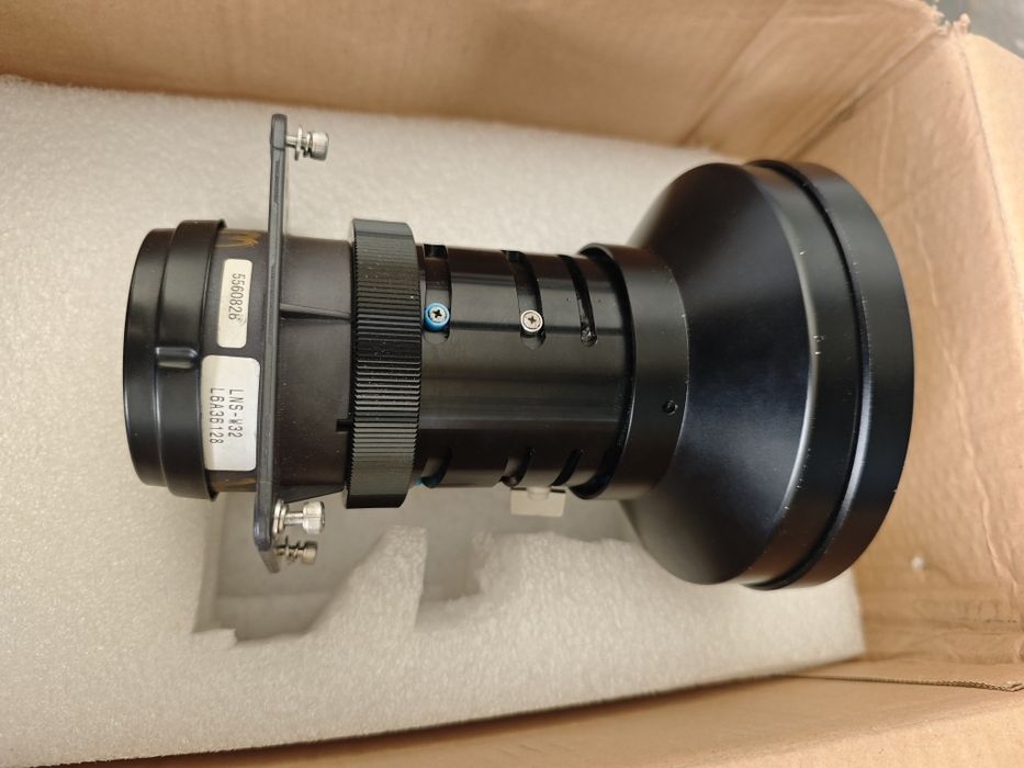 Projetor  Sanyo e 5 Lentes