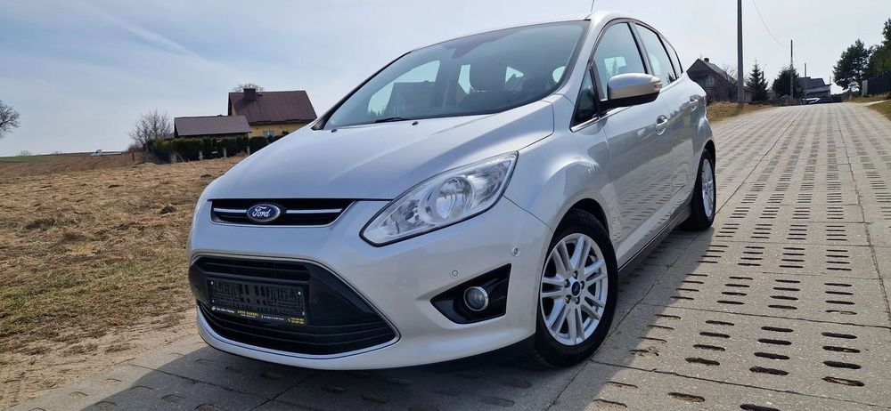 Ford C-MAX TITANIUM-navi-kamera- bez inwestycji na start!