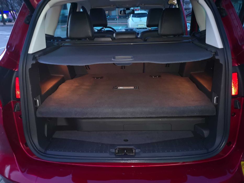 Ford C-Max HYBRID Energi Plug-in 2013 з мінімальним пробігом