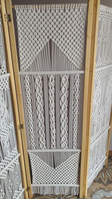 Parawan pleciony makrama