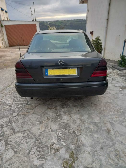 Mercedes-benz C220