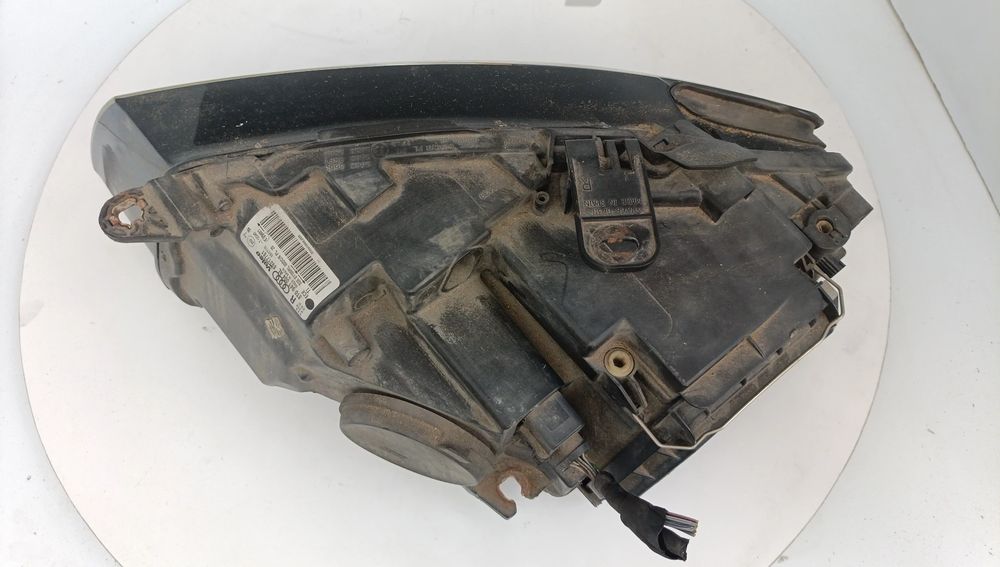 Ótica / farol direita AUDI A5 (8T3)