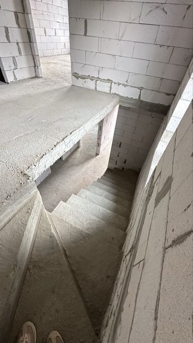 Будинок, дуплекс Гатне ,розтермінування, Є-Оселя!