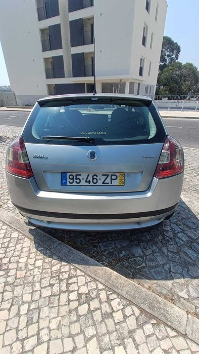 Vende-se Fiat Stilo 1.4 16v 95cv
