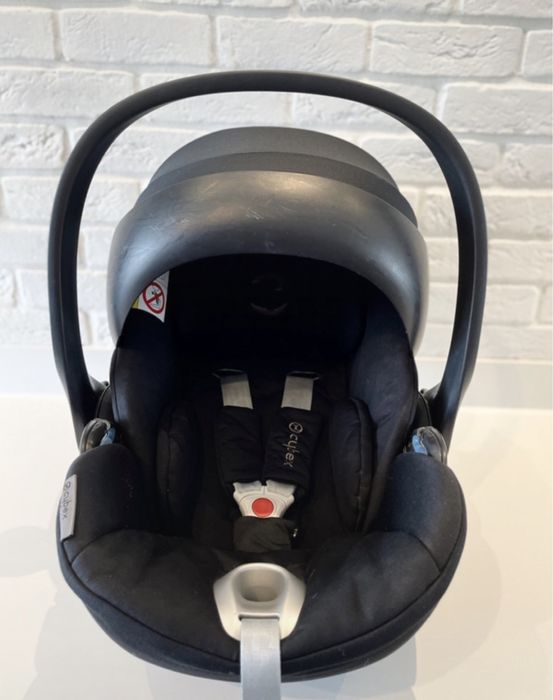 Fotelik samochodowy Cybex Cloud Q czarny 0-13kg