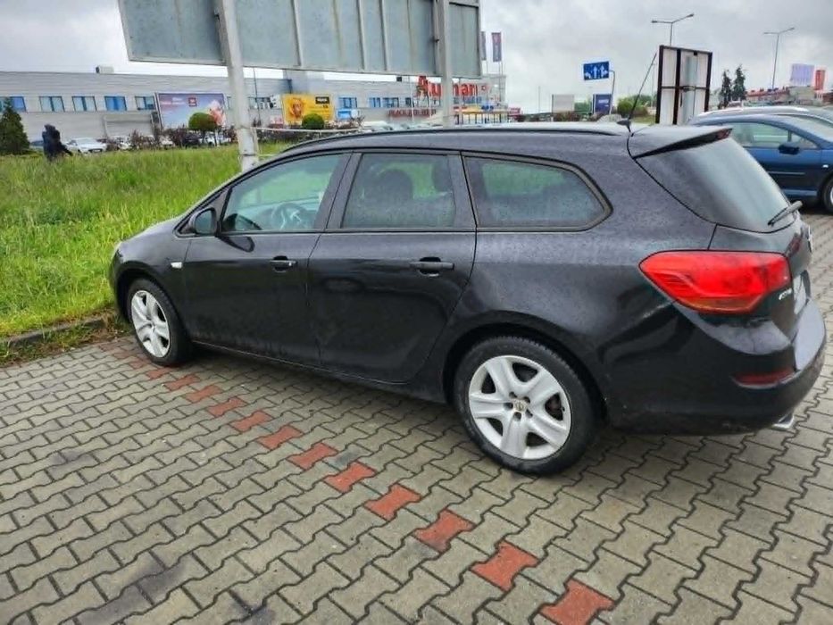 Opel Astra J IV 1.4 kombi LPG