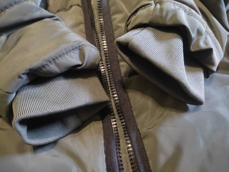 Куртка зимова жіноча розмір s