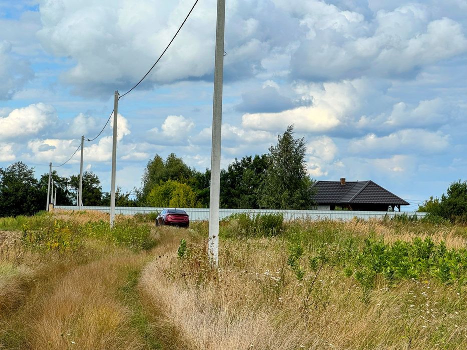 Ділянка під забудову в новому районі / Личанка