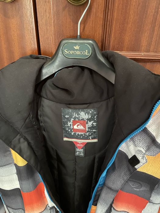 Blusão QuickSilver como novo