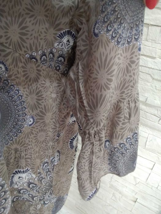 Bluzka oversize wiskoza z falbankami rekaw 3/4 szara
