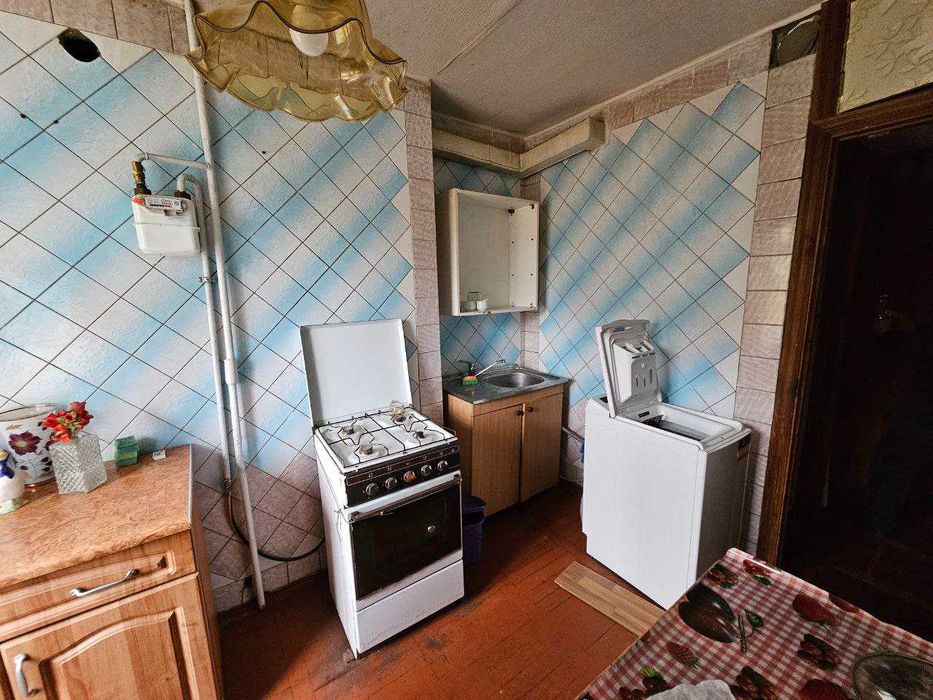 Продам 3 кімнатну квартиру  Лівий  берег вул Калинова  Образцова