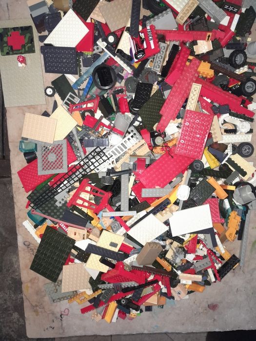 20000 peças de lego, várias construções