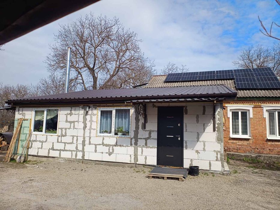 (3) Продам будинок в с. Хижинці 0756