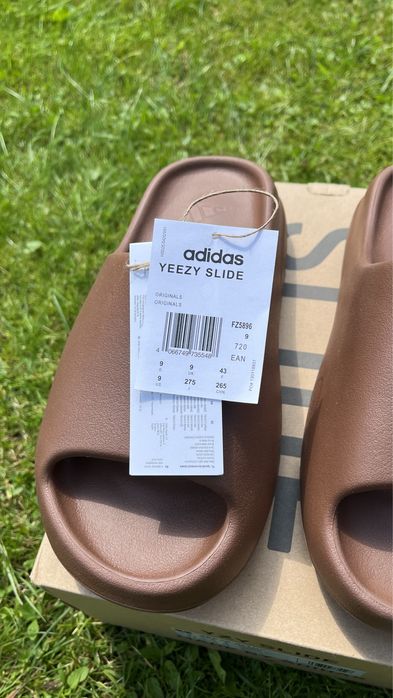 klapki yeezy slide flax