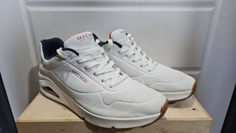 Кросівки Skechers Uno - Stand On Air.