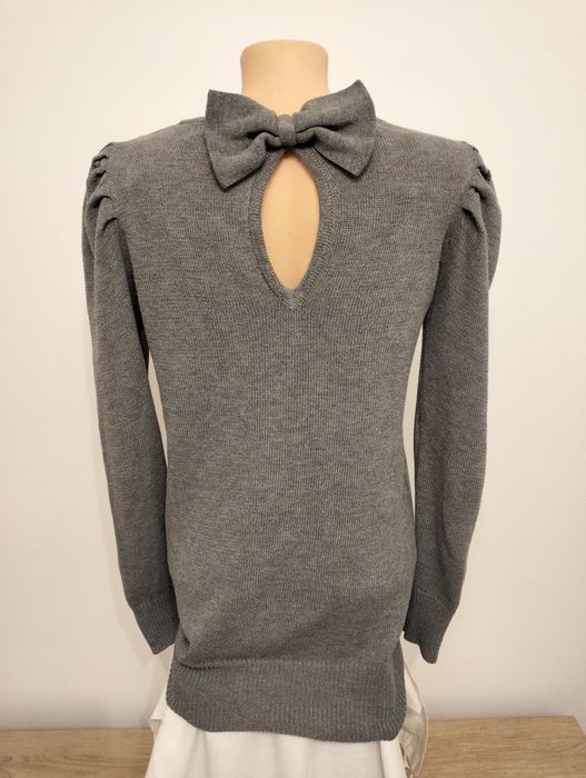 Damska tunika z kokardą