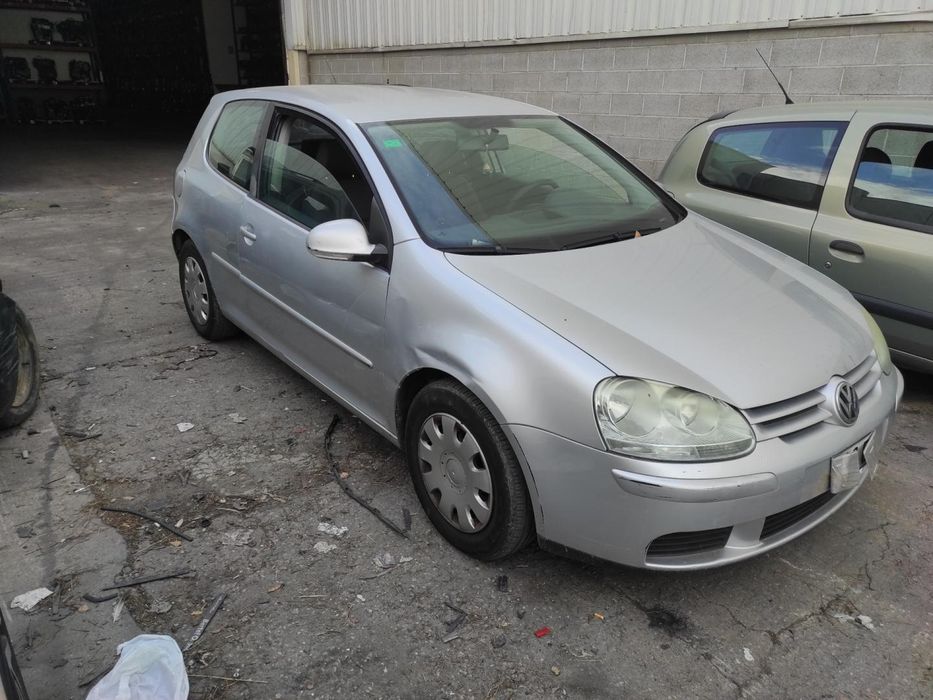 Painel Frontal Volkswagen Golf