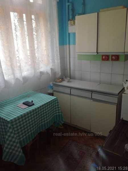 Кімната Пасічна ізольована 4500 грн.(ком.послуги враховані в орендну плату)Вільна.