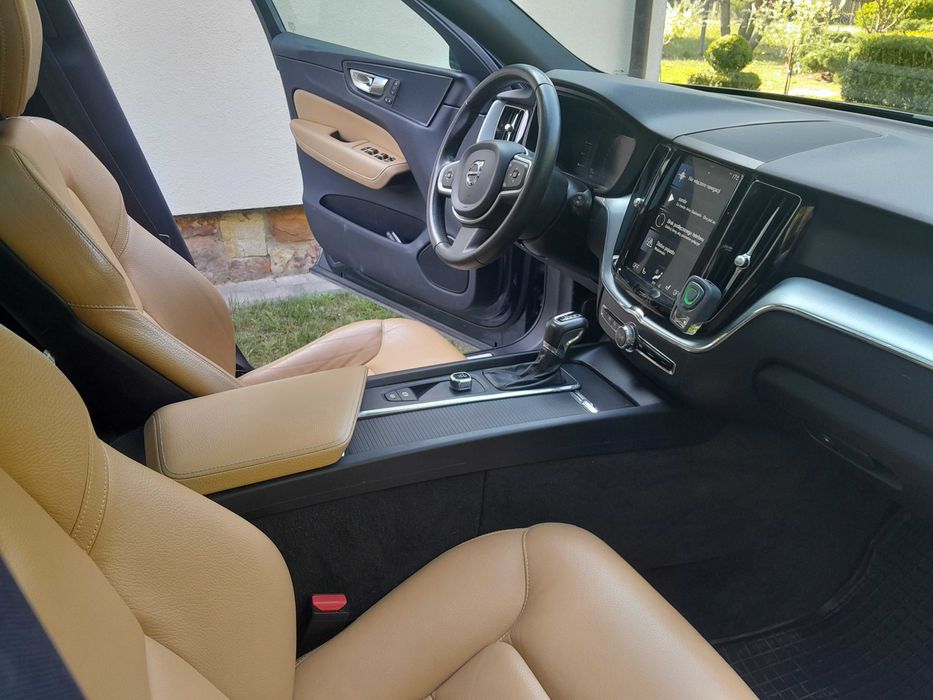Volvo xc60 T5 Momentum AWD 4x4