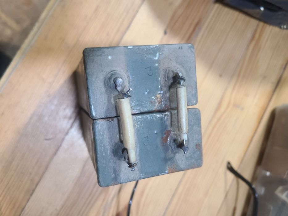 Конденсатор МБГЧ-1,  2мкф