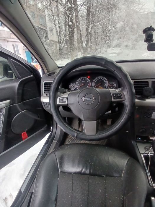 Opel Vectra C 2008 г. 2.2
