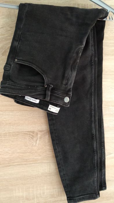 Dżinsy nowe ,wysoki stan, 38, House