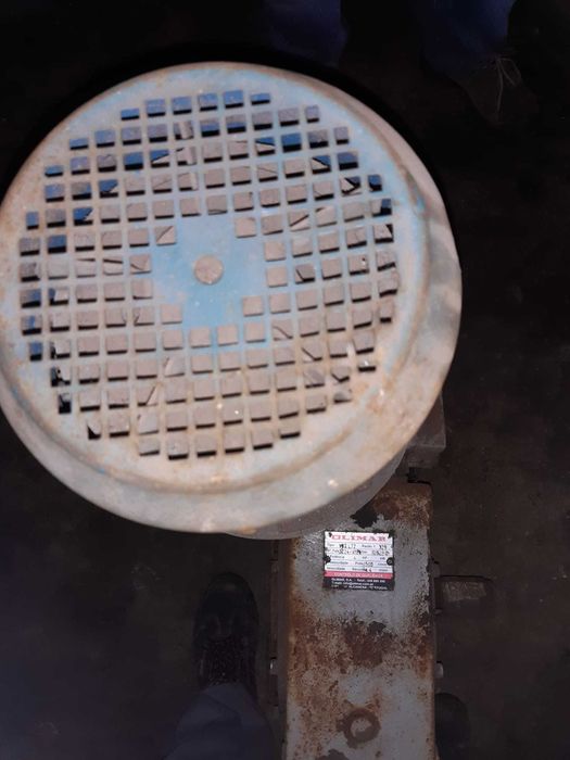 Motor  com Redutor trifásico fins agrícolas ou industriais