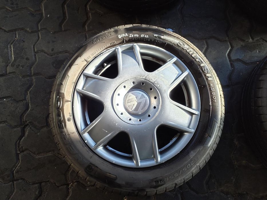 Jantes Vw R16 Com Pneus 205/55 Furação 5X100