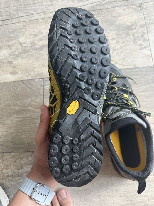 Salewa трекінгові кроси