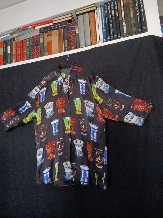 Camisa sêda impecável está como nova