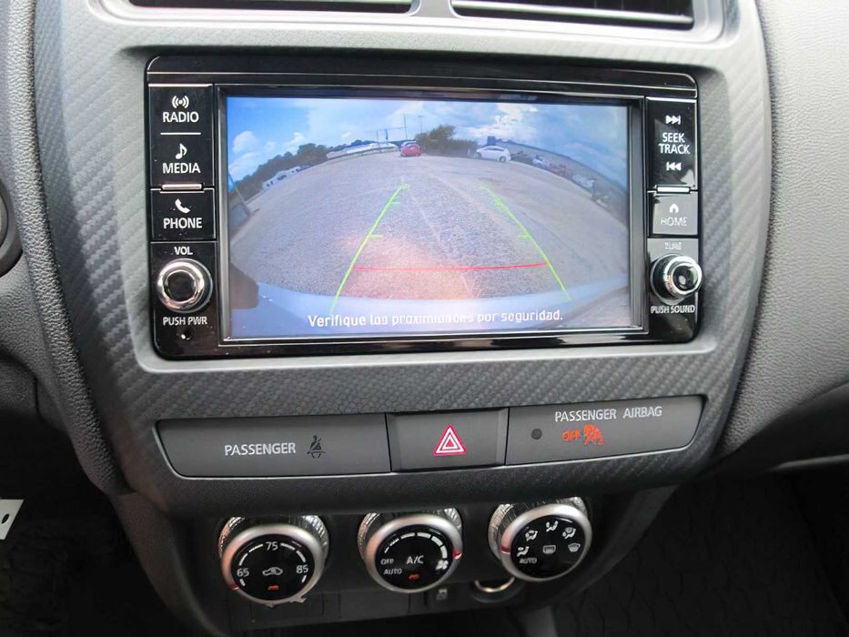 Mitsubishi Outlander Sport      2025