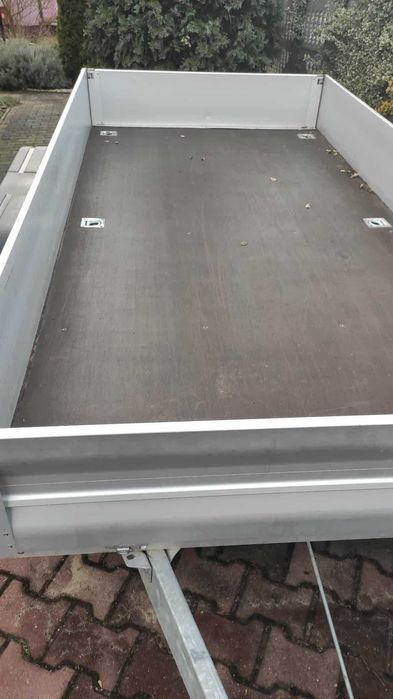 Nowa przyczepa 2200kg