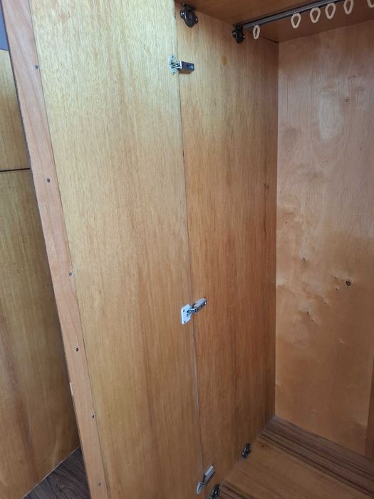 Szafa PRL wysoki połysk