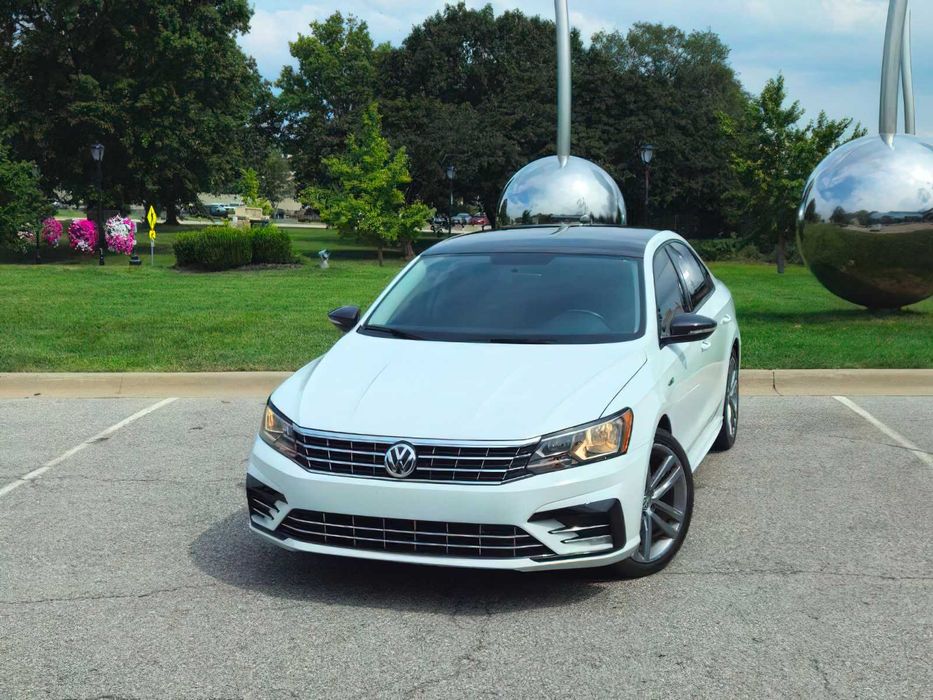 Volkswagen Passat      2018
