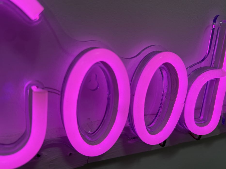 Luz led rosa good vibes