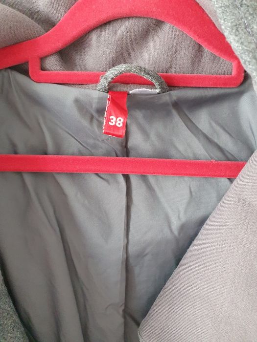 Płaszcz, 60% wełna, 40% wiskoza, H&M Divided, rozm.38