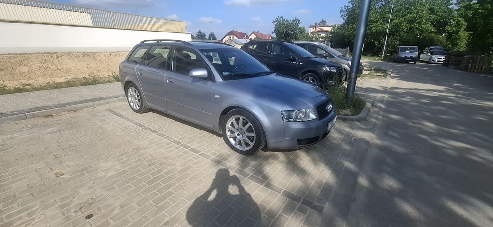 Audi # A4B6 GAZ #