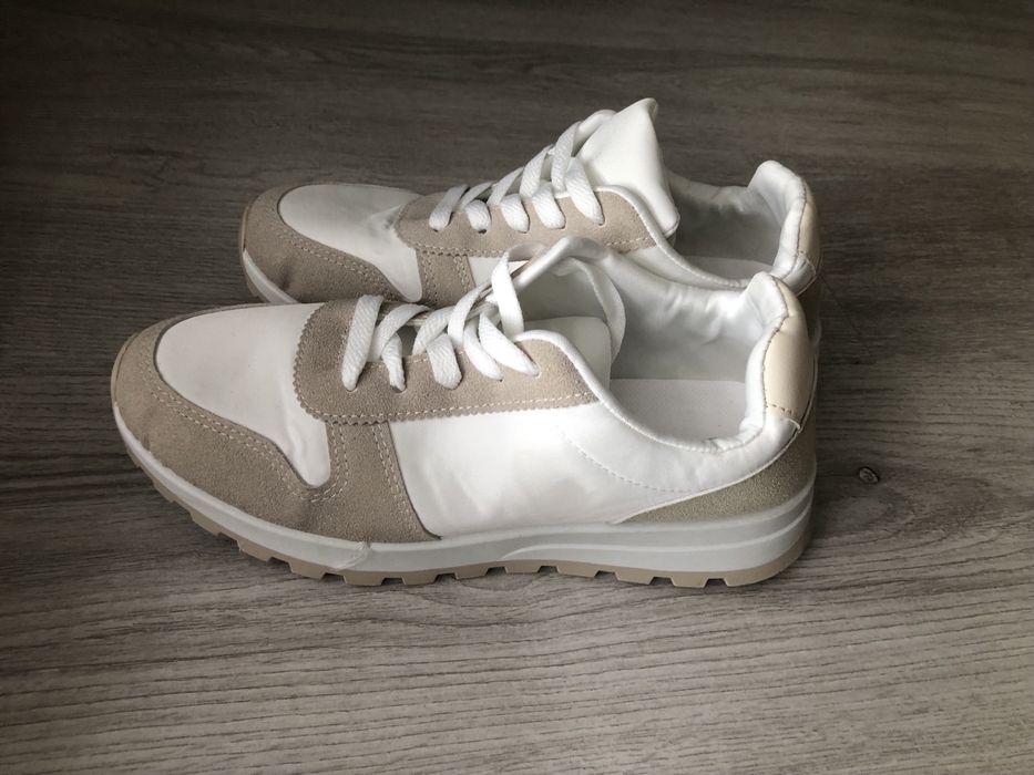 Adidasy, buty sportowe