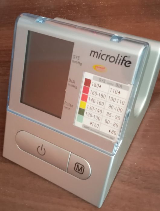 Тонометр автомат Microlife BP A100.