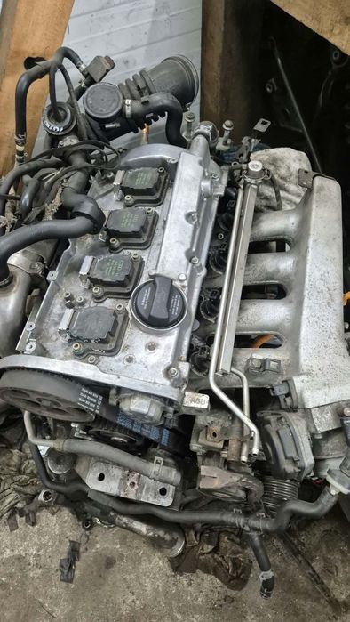 Silnik 1.8 Turbo AGU